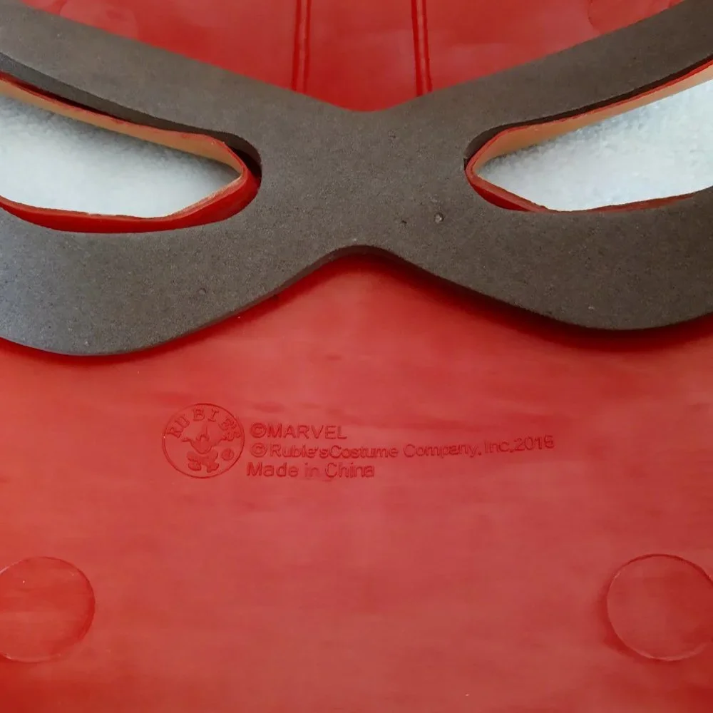 Marvel Avengers 2 Age of Ultron Iron Man Mark 43 Muscle Top Mask S-M PTP 23" - Picture 10 of 15